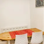 Schoener Wohlfuehlen In 2 Zentral Bis Zu 4 Personen شقة اوغسبورغ