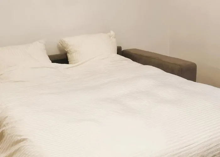 Schoener Wohlfuehlen In 2 Zentral Bis Zu 4 Personen Augsburg