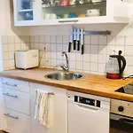 In Aux: 2-room With 24/7 Check-in Apartment Augsburg