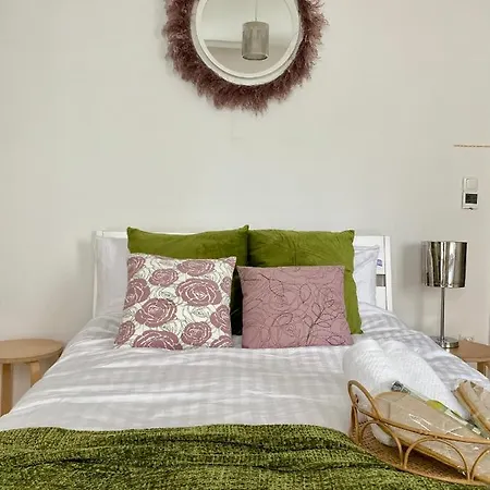 Schoener Wohlfuehlen In 2 Zentral Bis Zu 4 Personen Appartement *