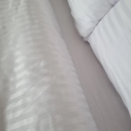 Schoener Wohlfuehlen In 2 Zentral Bis Zu 4 Personen Appartement Augsburg