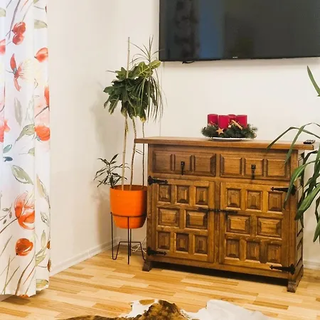 In Aux: 2-room With 24/7 Check-in